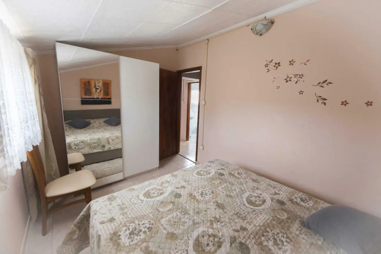 Holiday House Rusticana Sali, Dugi Otok Near Np Kornati Guest house